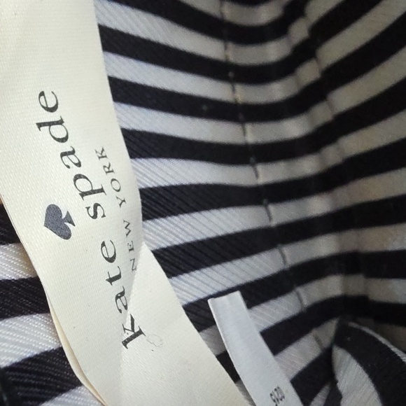 KATE SPADE NEW YORK Black Zip Around Leather Wallet - Picture 4 of 13